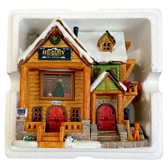 Lemax Hickory Summit Ski Resort Lighted Porcelain Christmas Village House 15747 - Picture 3 of 7